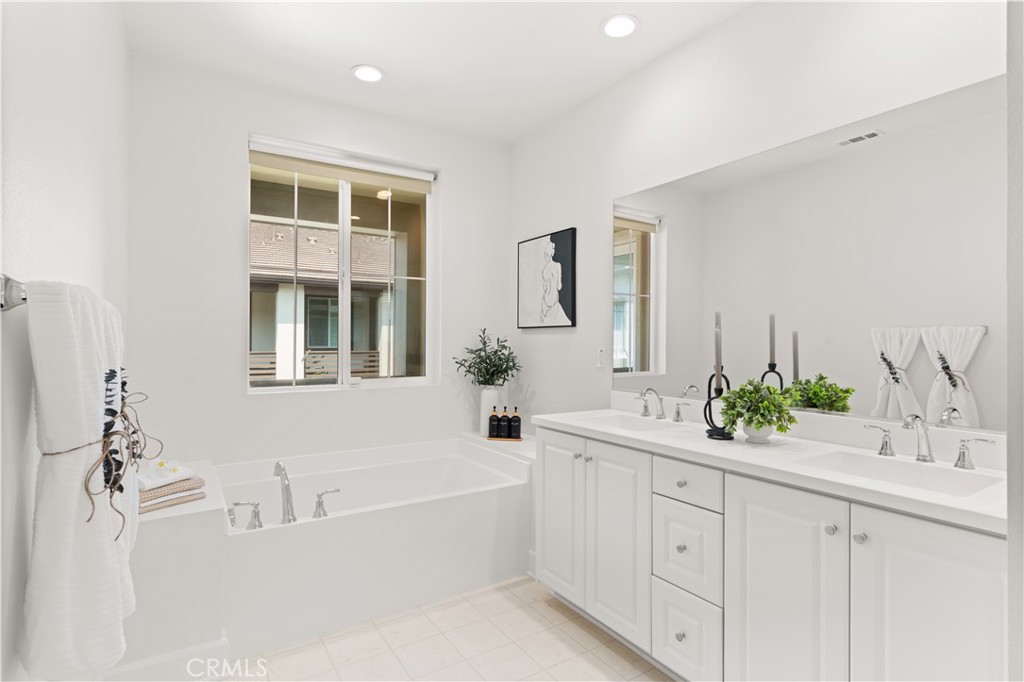 3590 E Delight Paseo 179