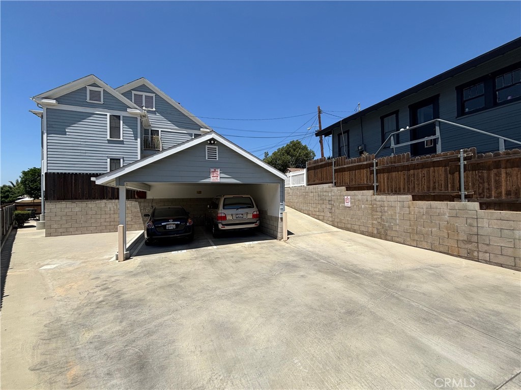 6233 Haviland Avenue