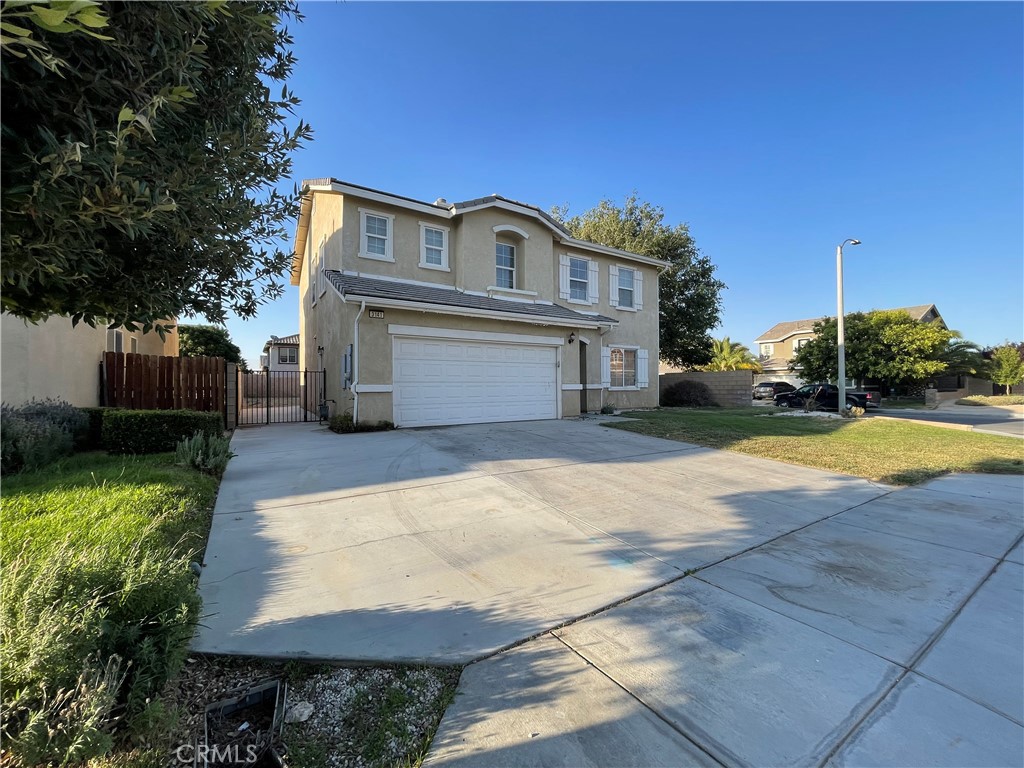 3141 E Avenue J14
