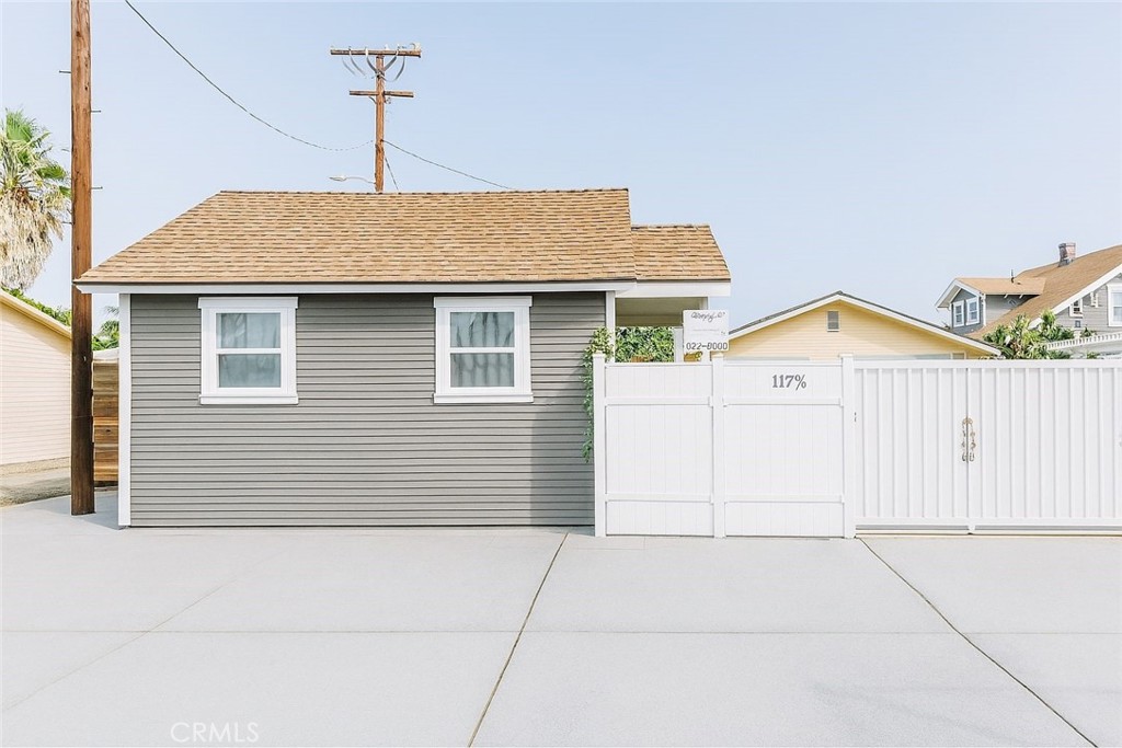 117 E Sycamore Street