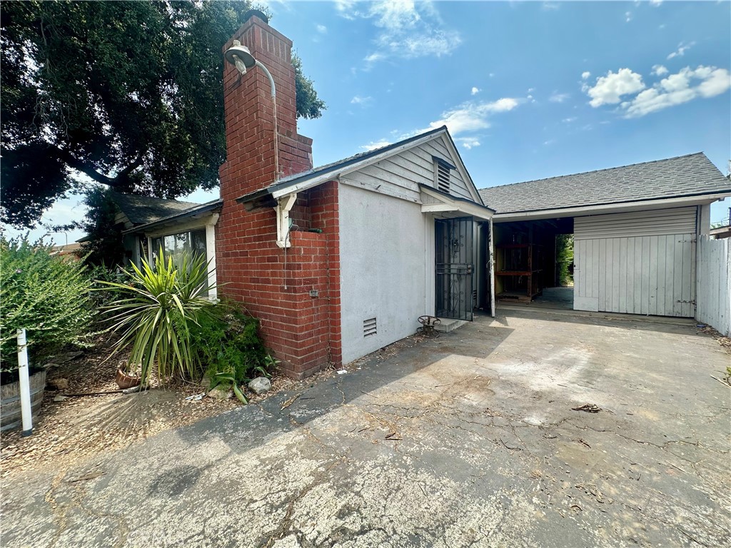 1533 Vanderwell Avenue