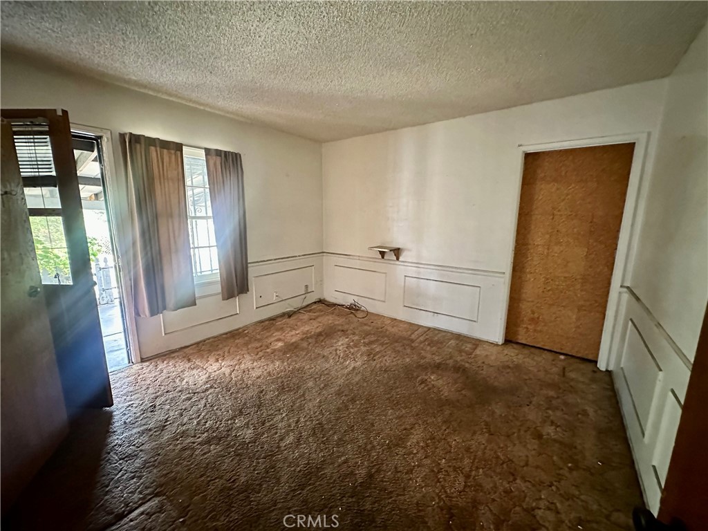 1533 Vanderwell Avenue