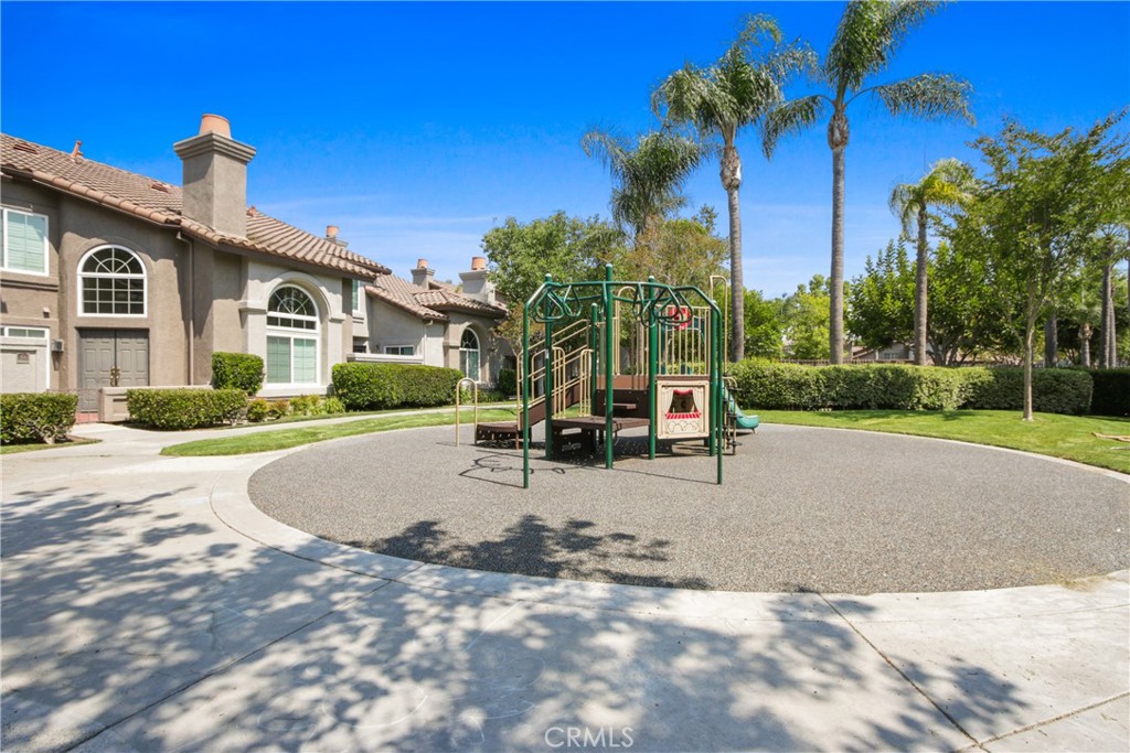35 Wisteria Place