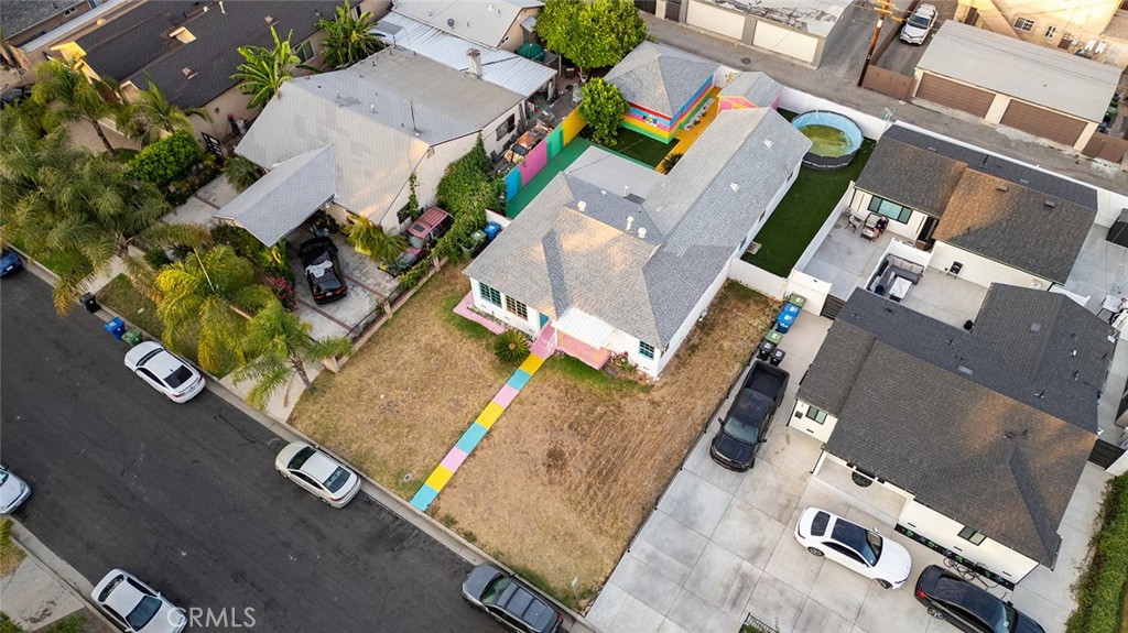 7032 Stansbury Avenue
