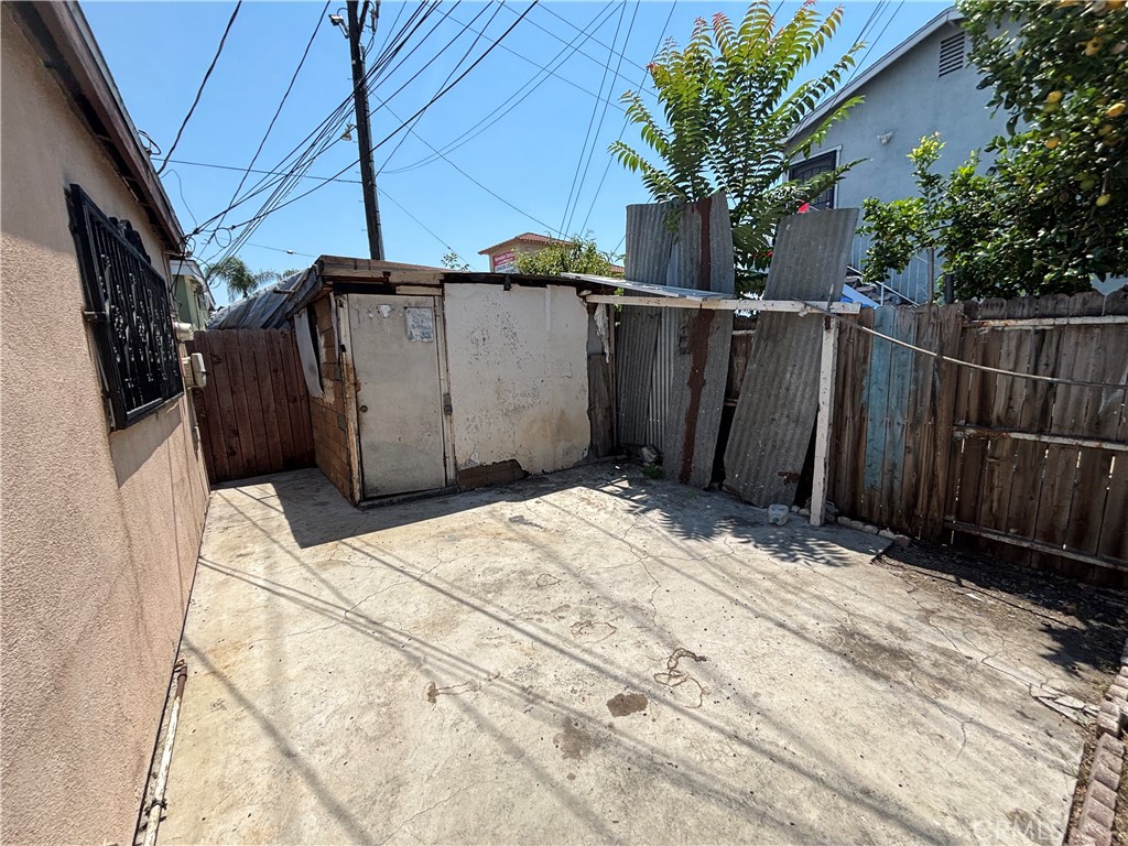 22429 Ibex Avenue