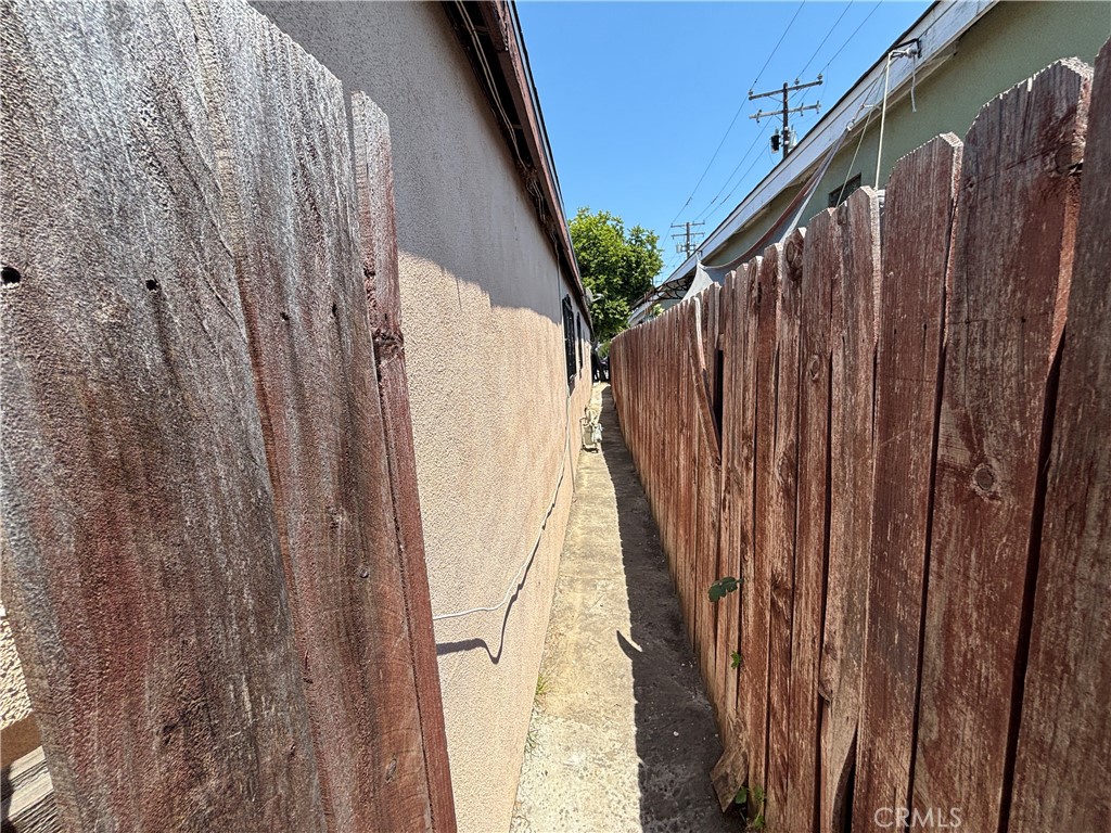 22429 Ibex Avenue