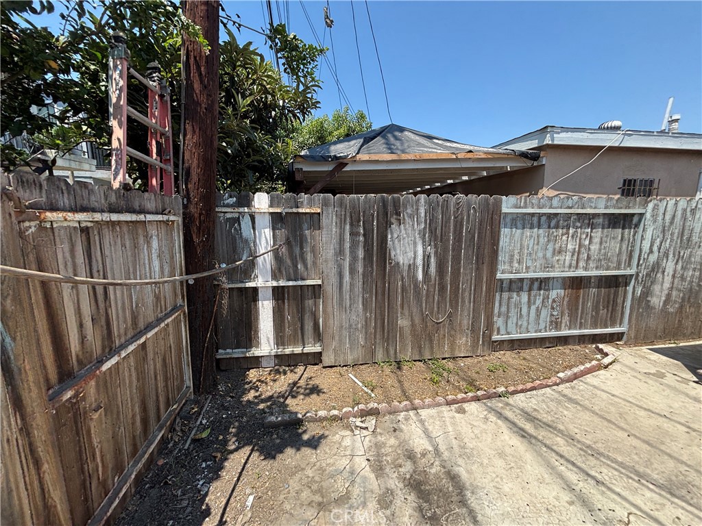 22429 Ibex Avenue