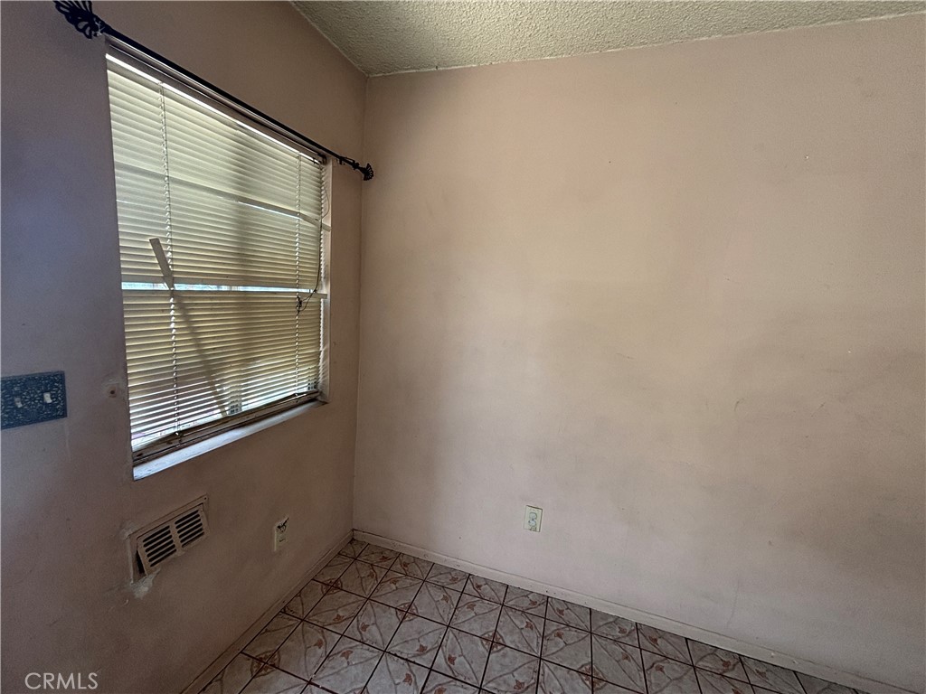 22429 Ibex Avenue