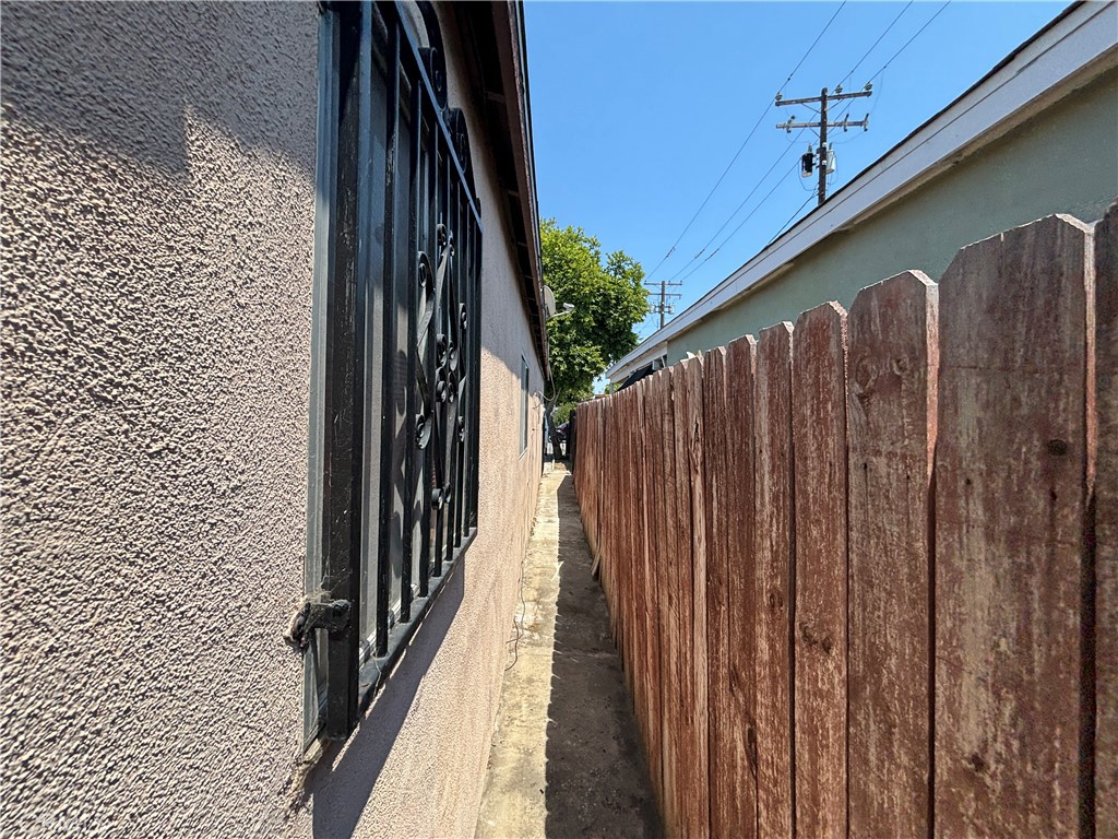 22429 Ibex Avenue
