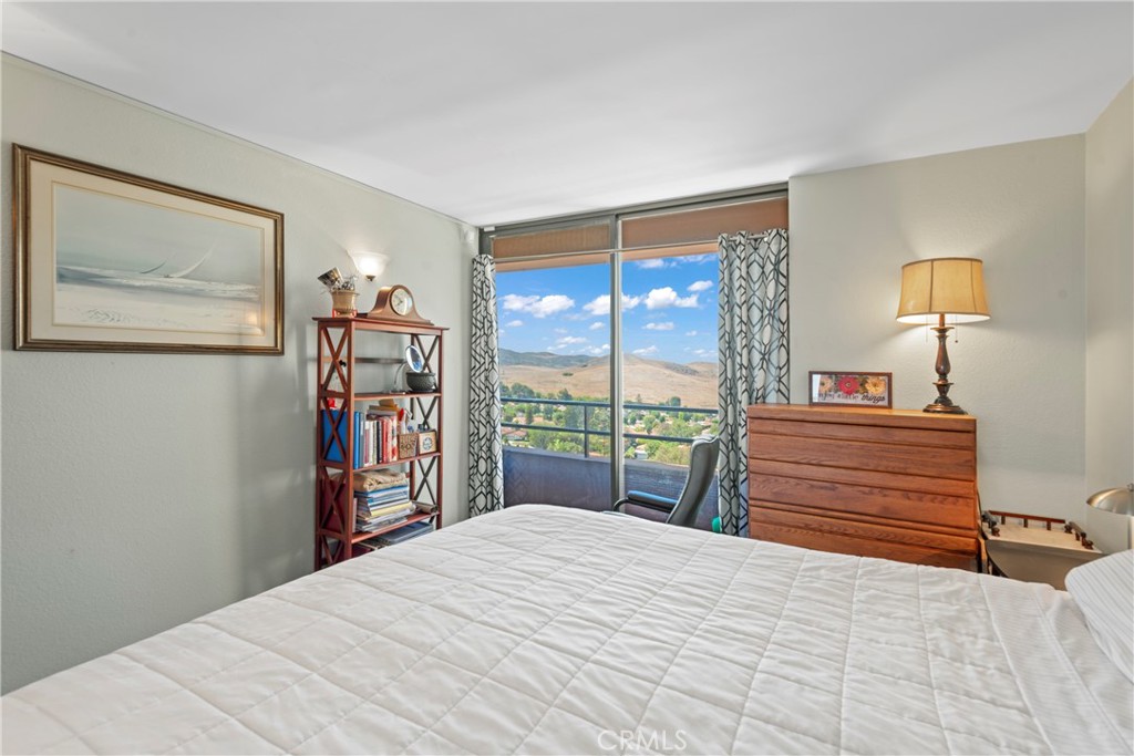 24055 W Paseo Del Lago 901