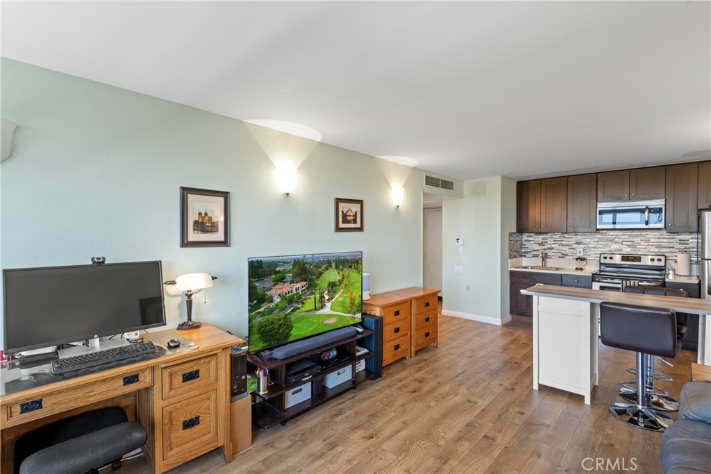 24055 W Paseo Del Lago 901