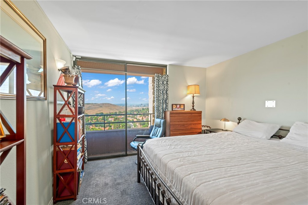 24055 W Paseo Del Lago 901