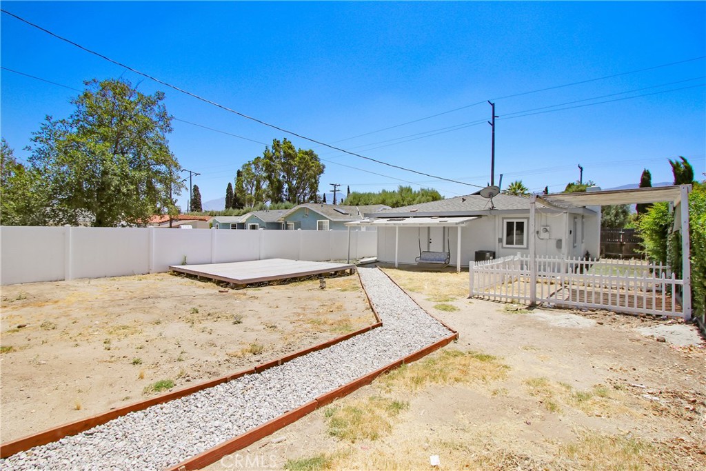 73 W Gilman Street