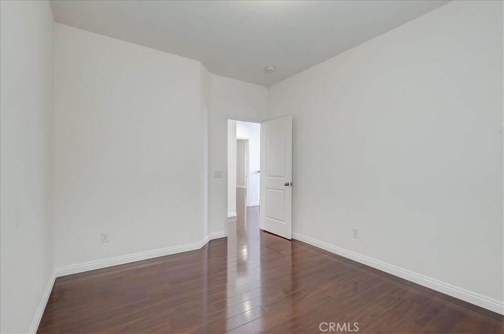 3115 N Sunrise Court