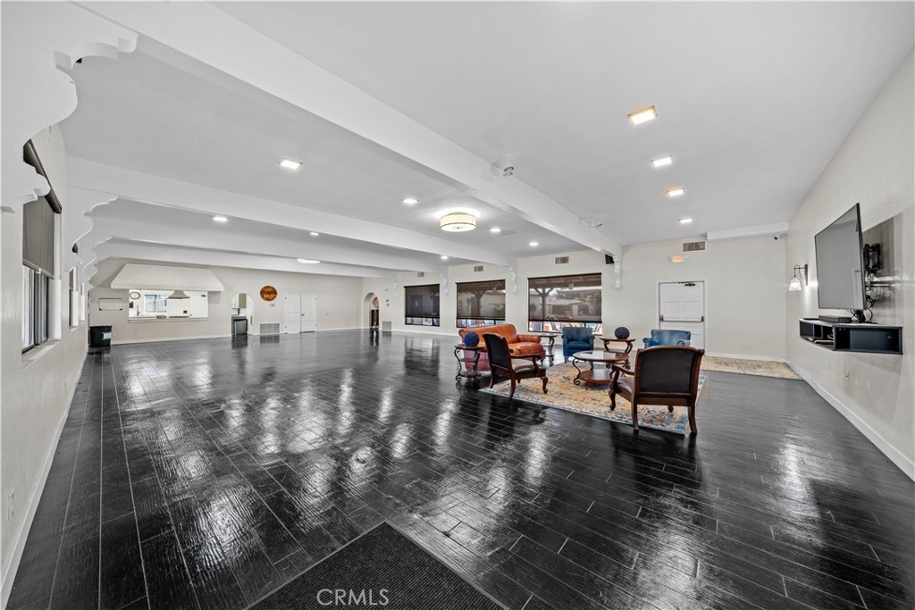13381 Magnolia Avenue 172
