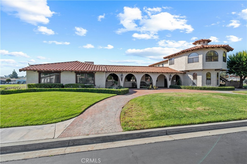 13381 Magnolia Avenue 172