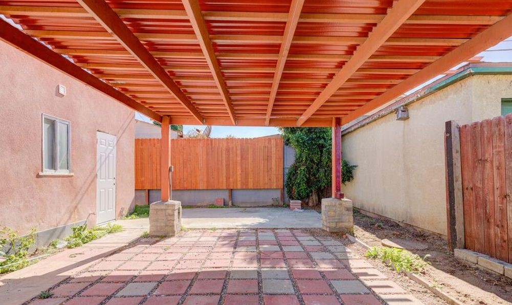 542 W 105th Street