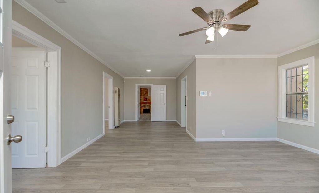 542 W 105th Street