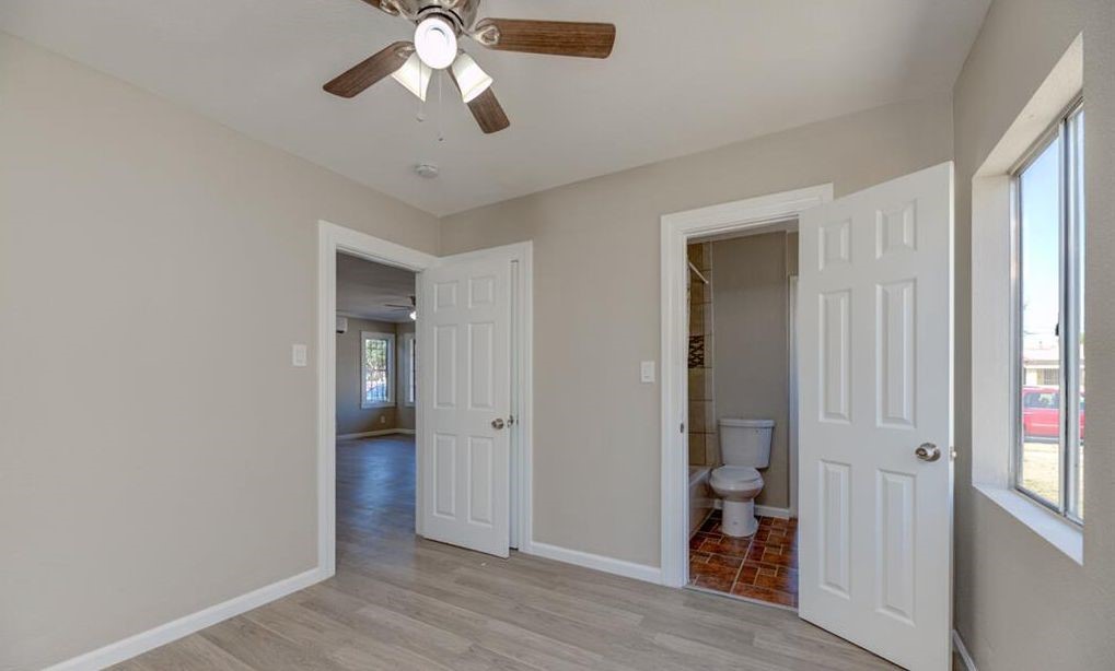 542 W 105th Street