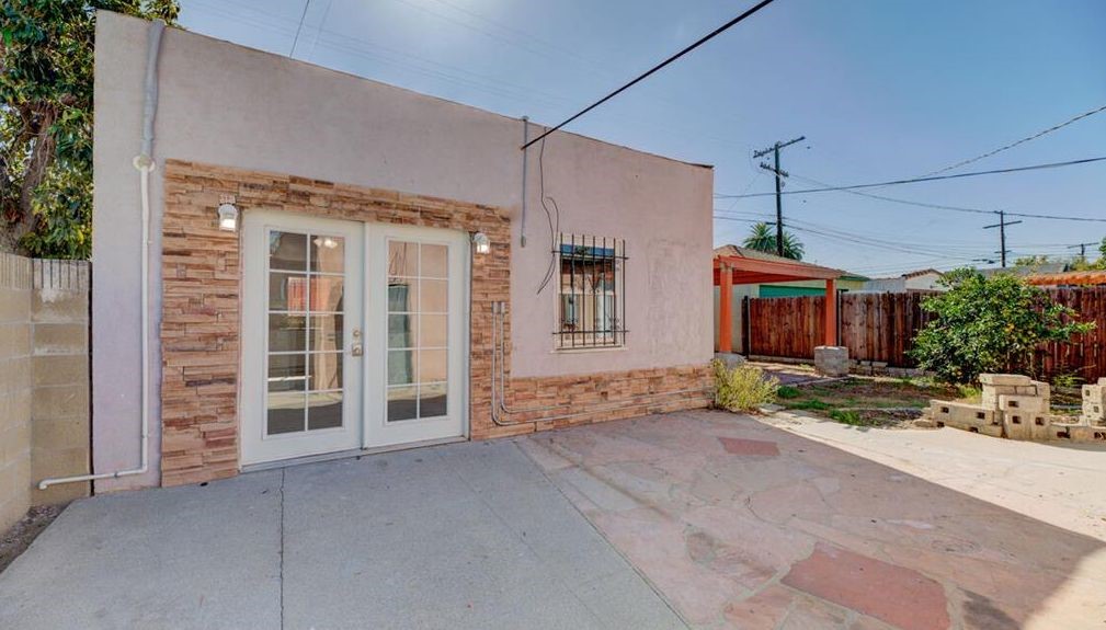 542 W 105th Street