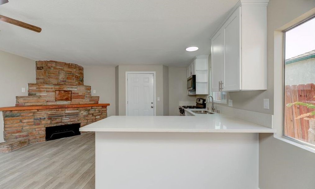 542 W 105th Street
