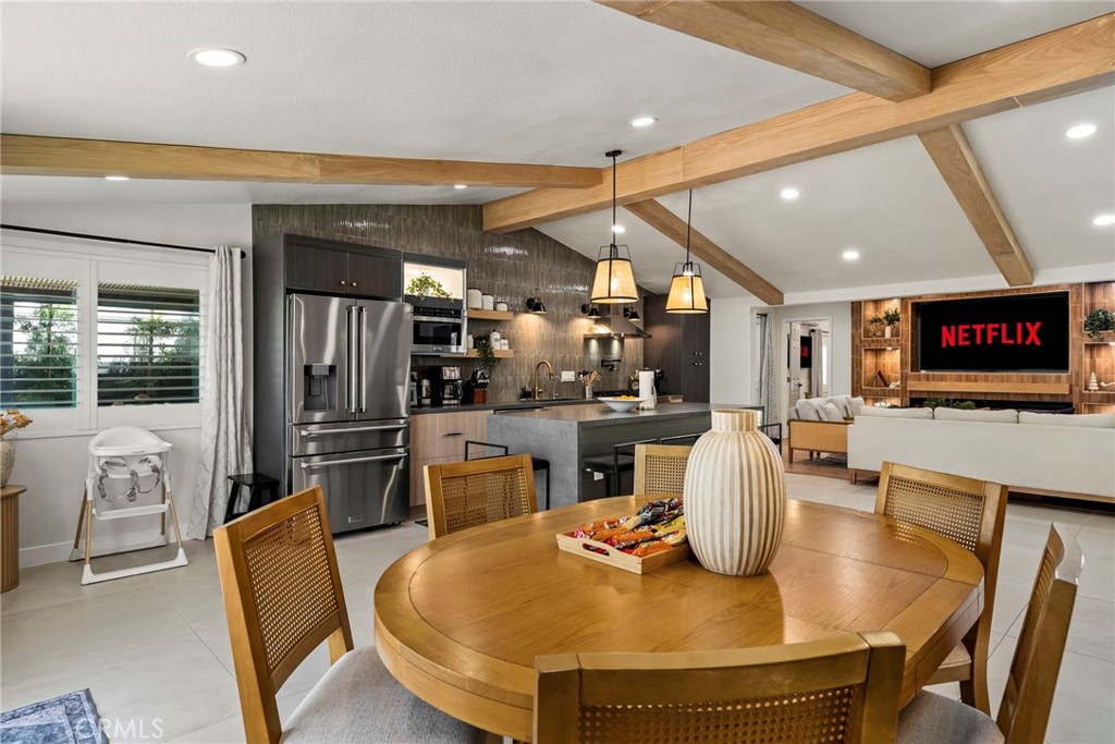 9841 Lullaby Lane