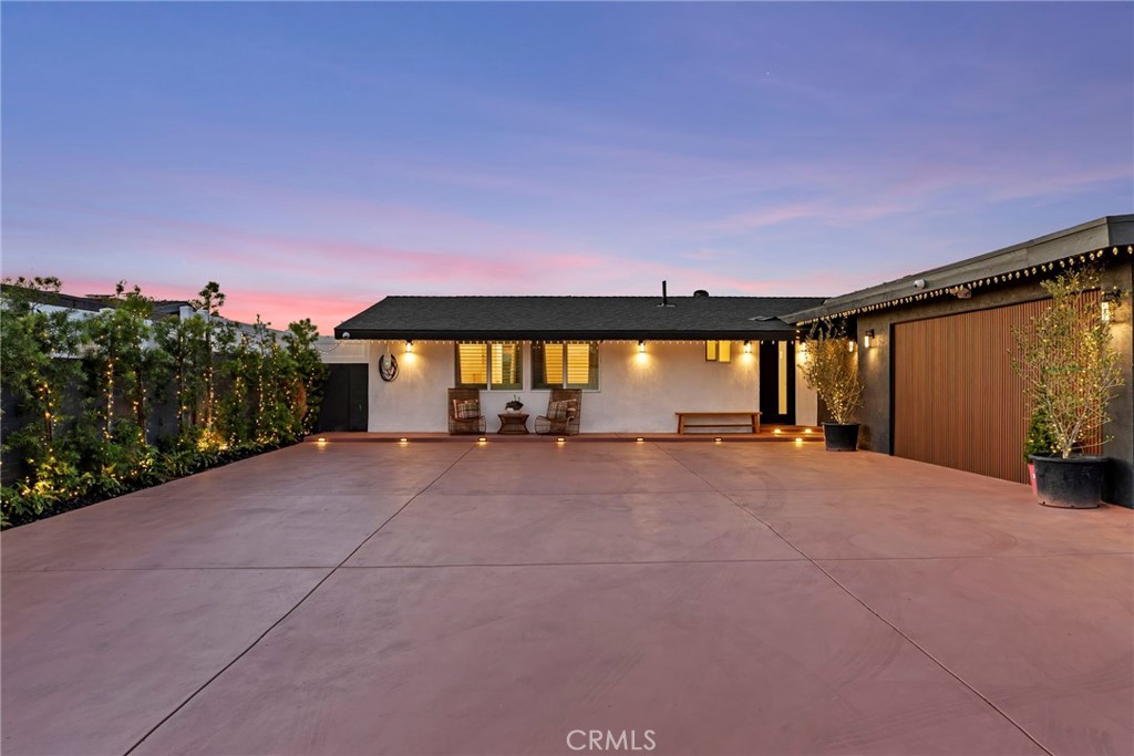 9841 Lullaby Lane