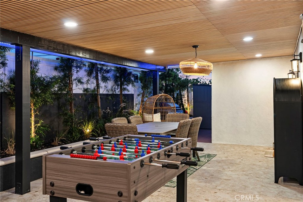 9841 Lullaby Lane