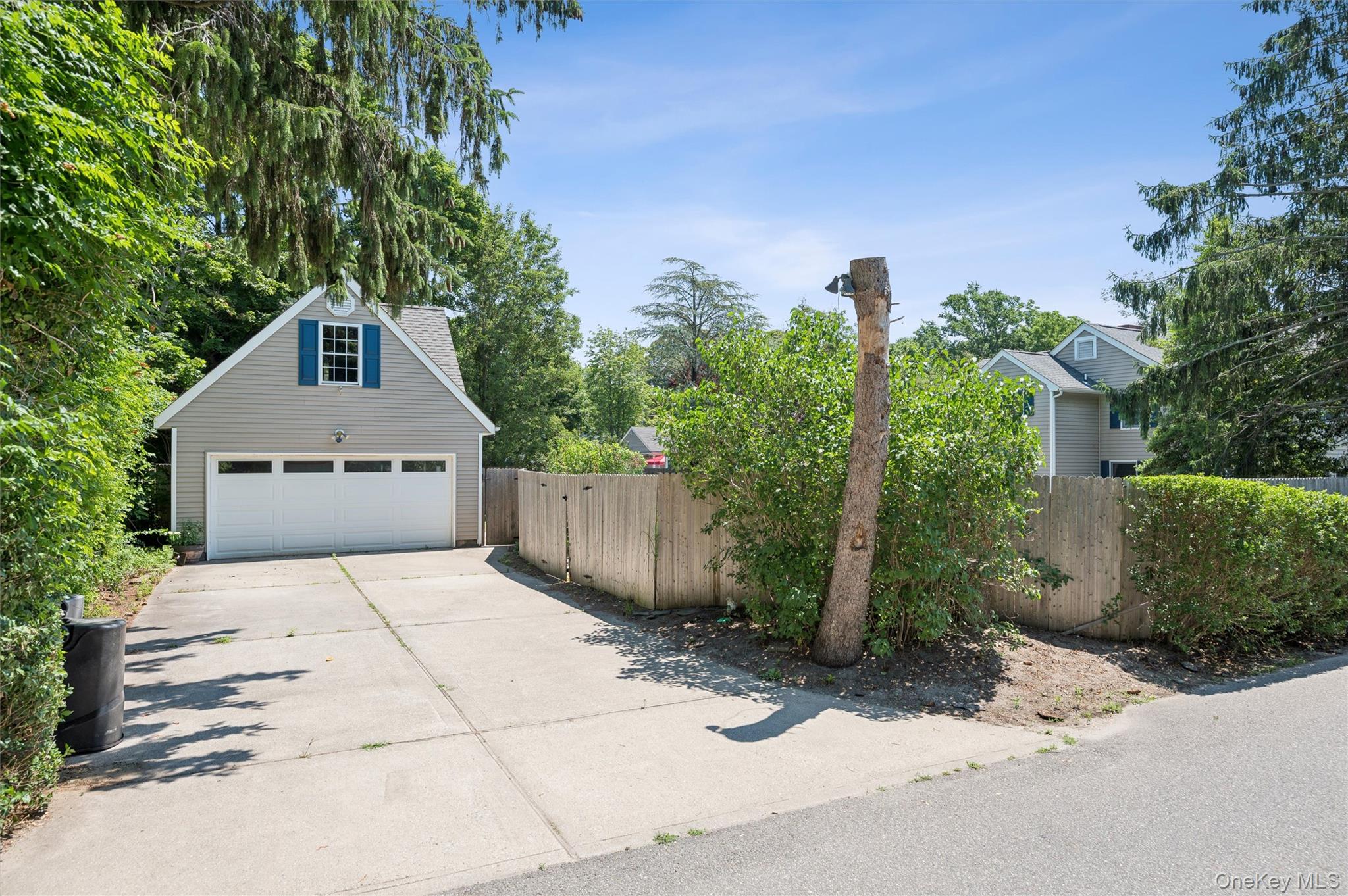 138 Hallock Street