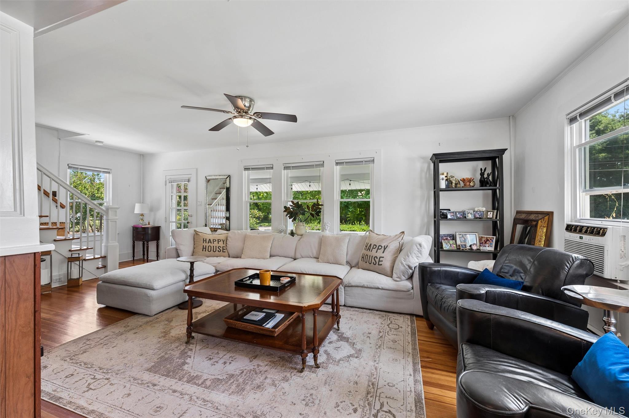 15 S Bay Avenue