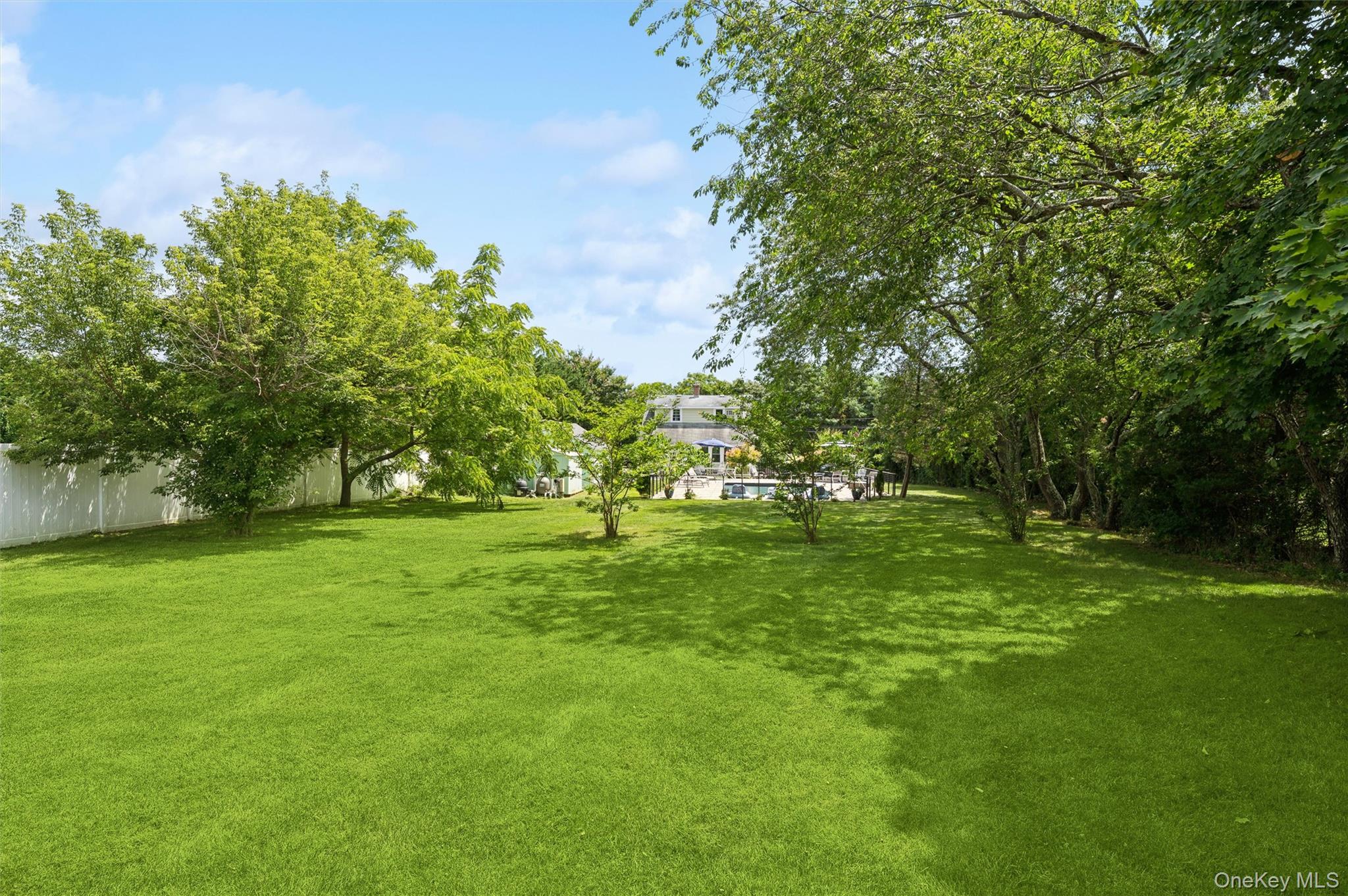 15 S Bay Avenue