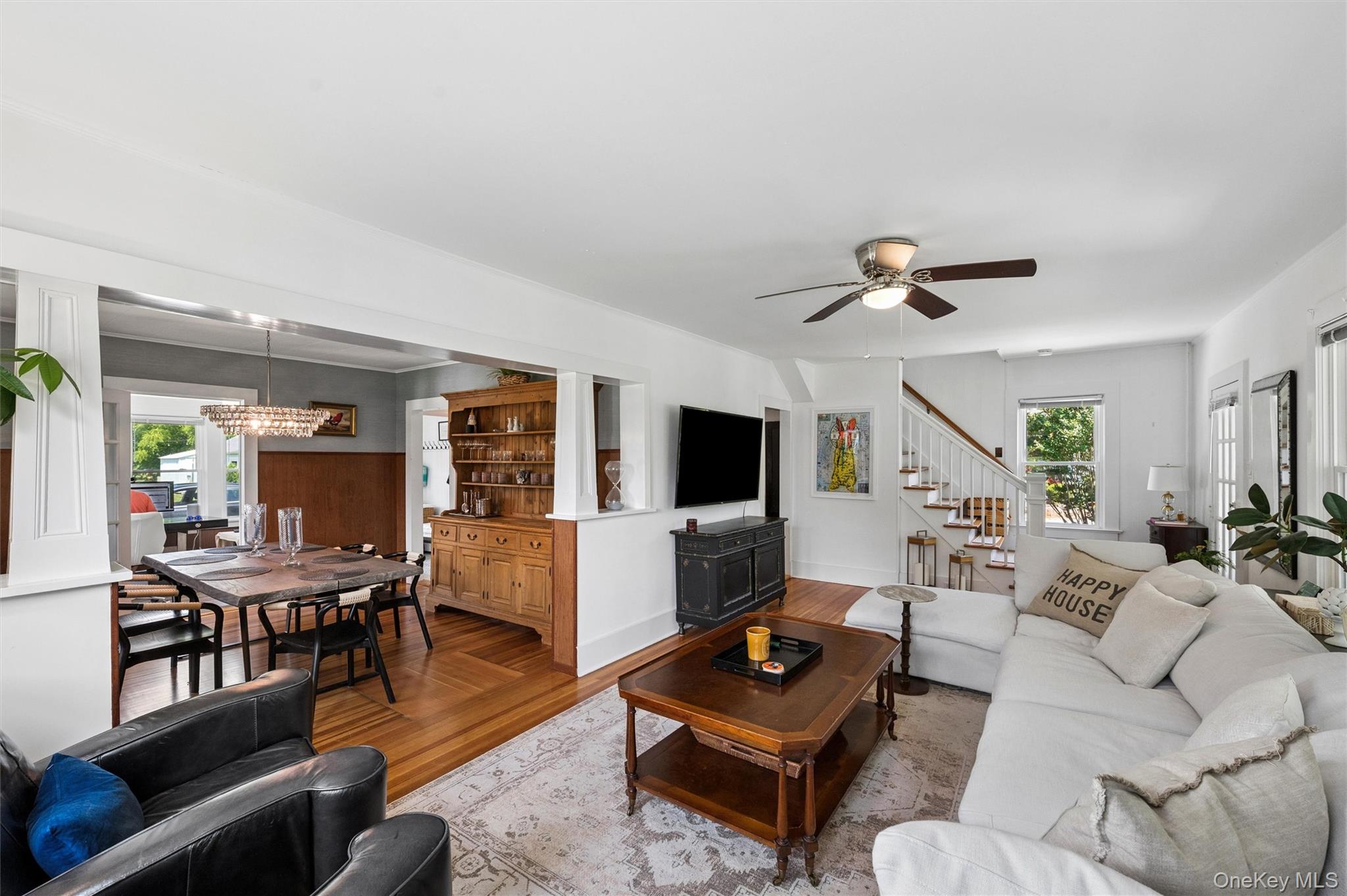 15 S Bay Avenue