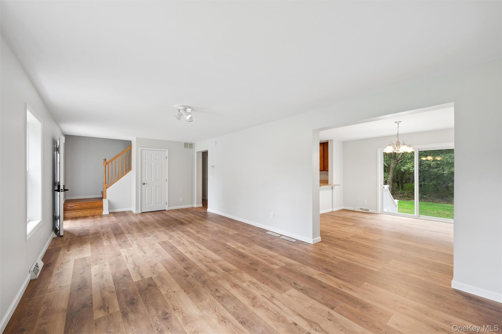 147A Old Country Rd