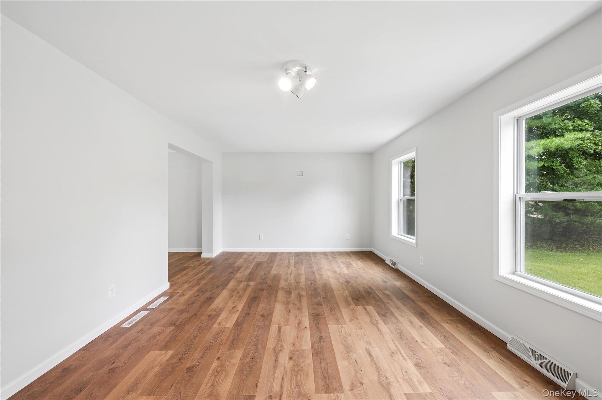 147A Old Country Rd