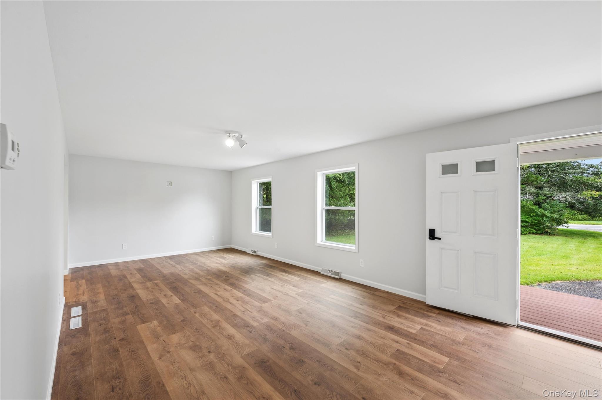 147A Old Country Rd