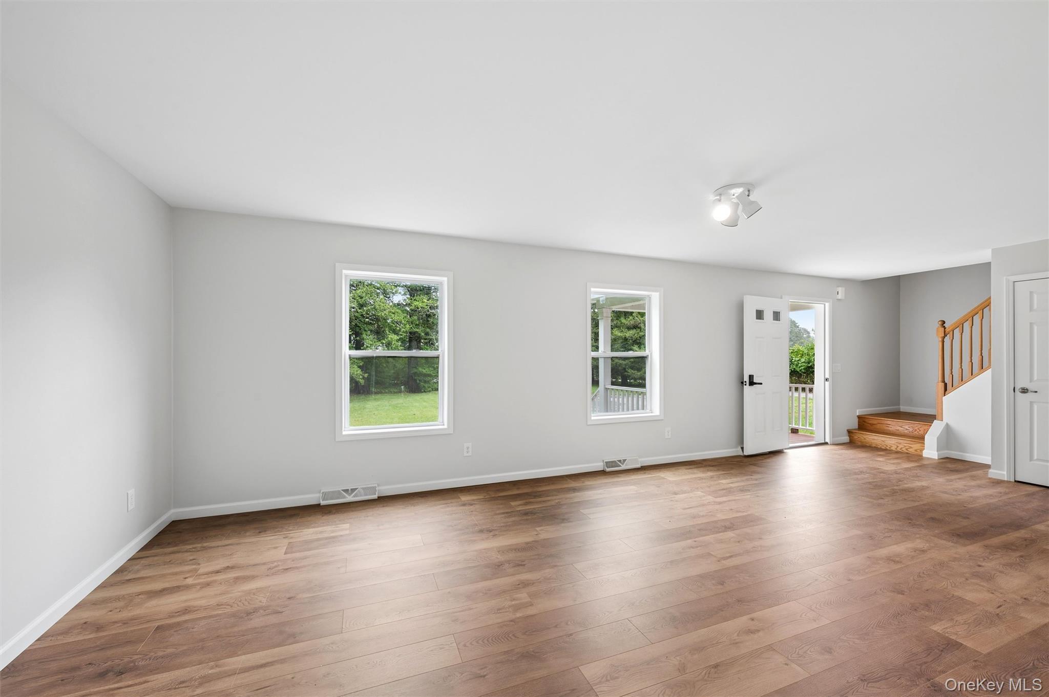147A Old Country Rd