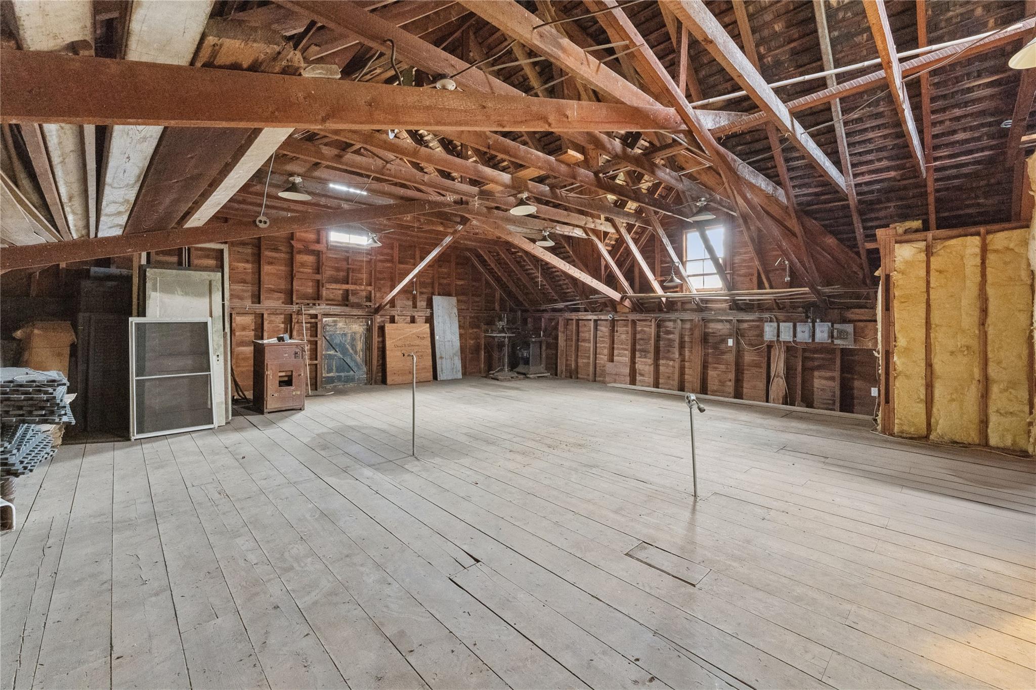 127 Senix Avenue