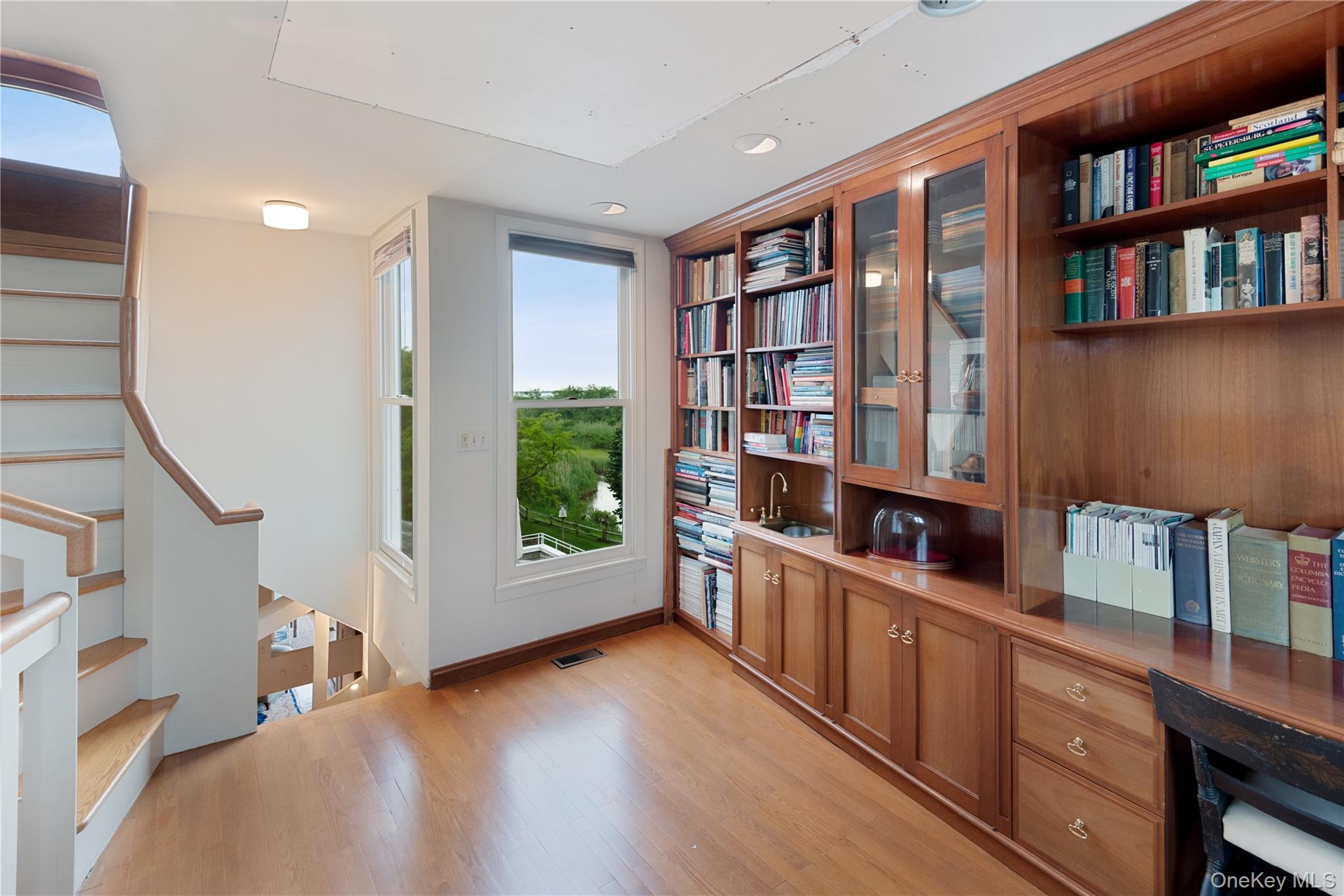 56 Tuthill Point Road