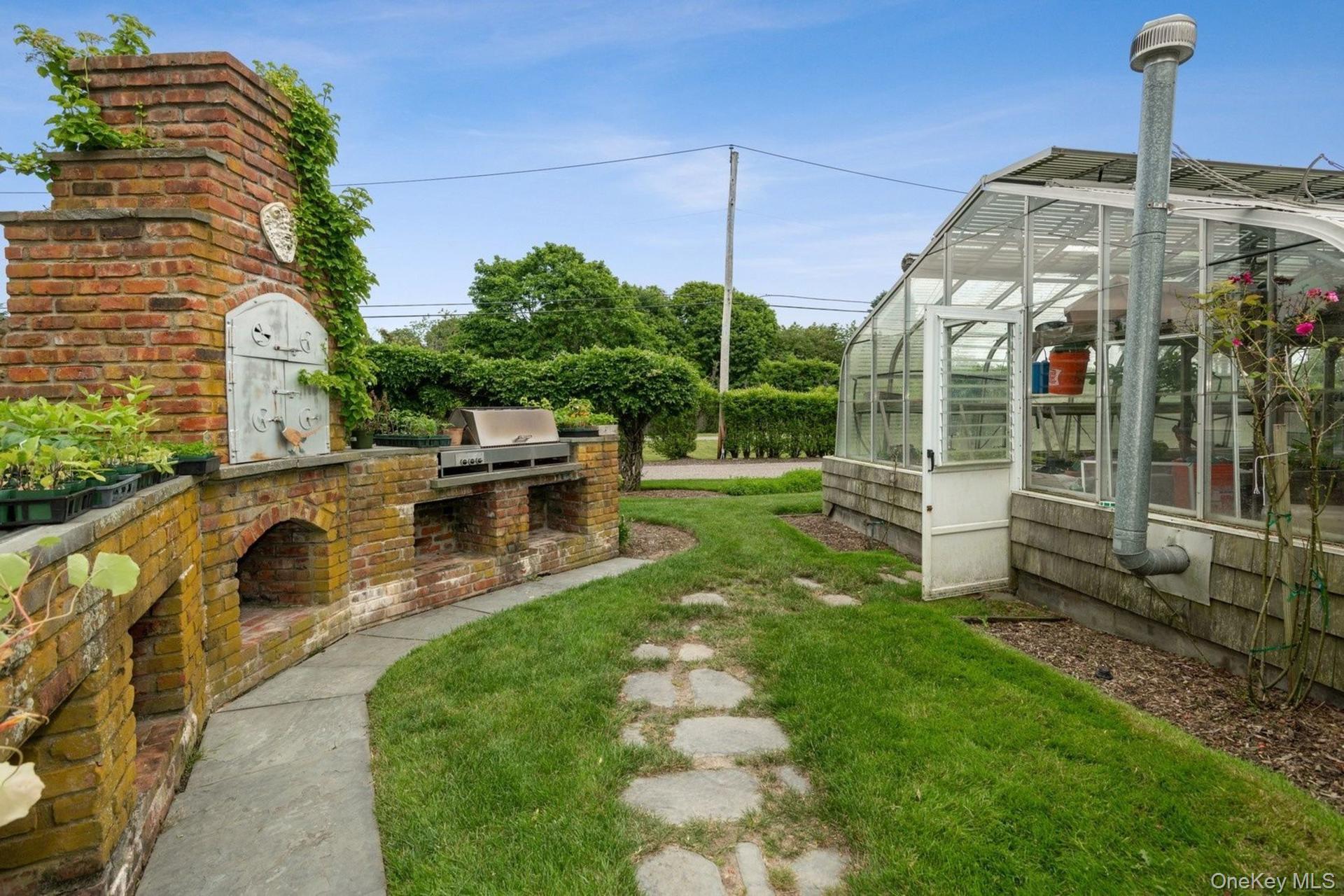 56 Tuthill Point Road