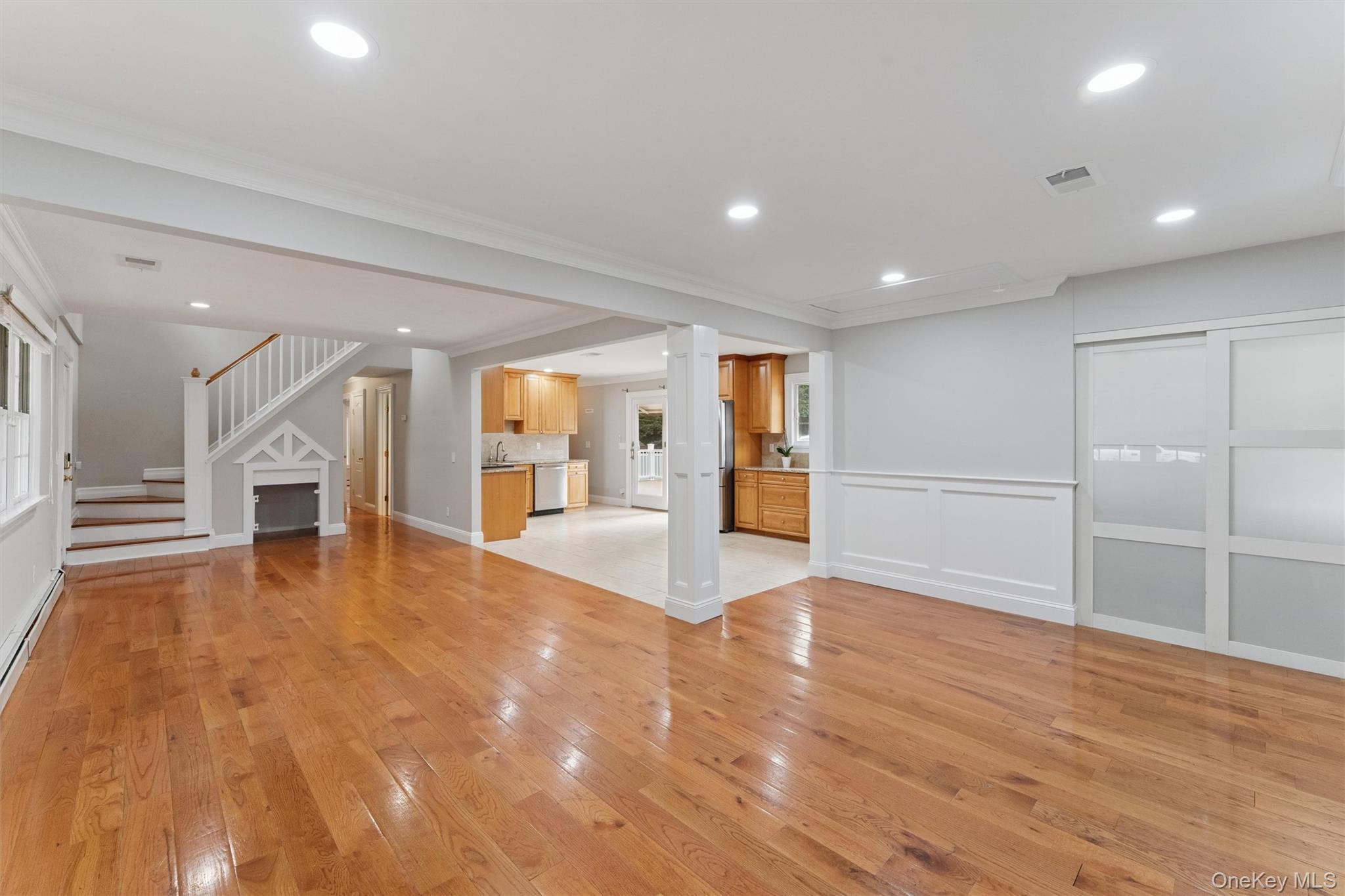 28 Trainor Ave