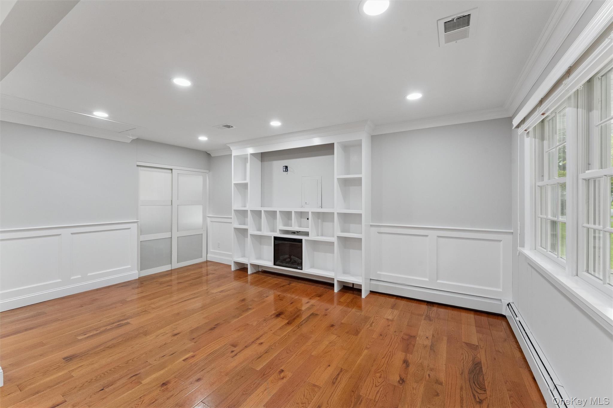 28 Trainor Ave