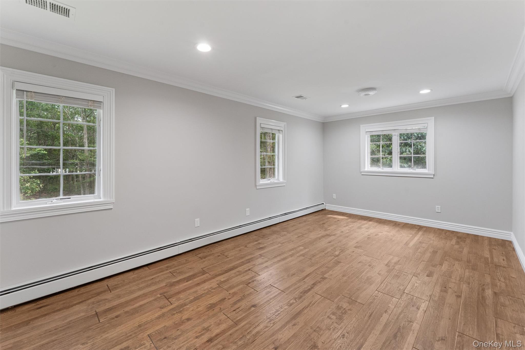 28 Trainor Ave
