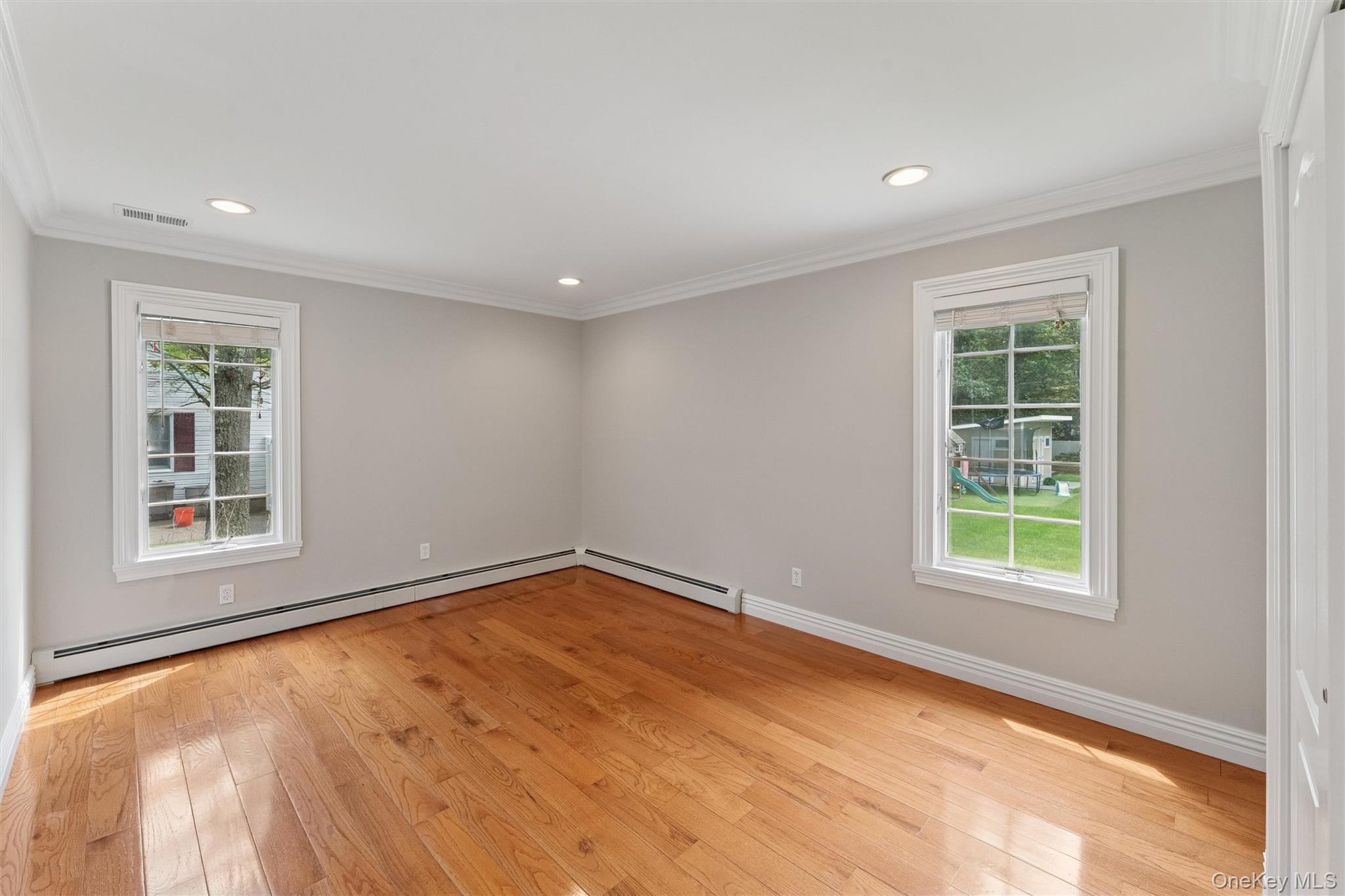 28 Trainor Ave
