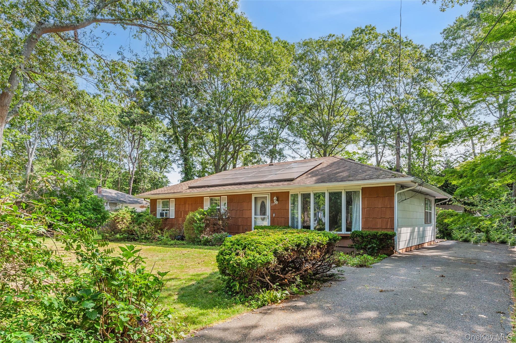 225 Chichestaer Ave
