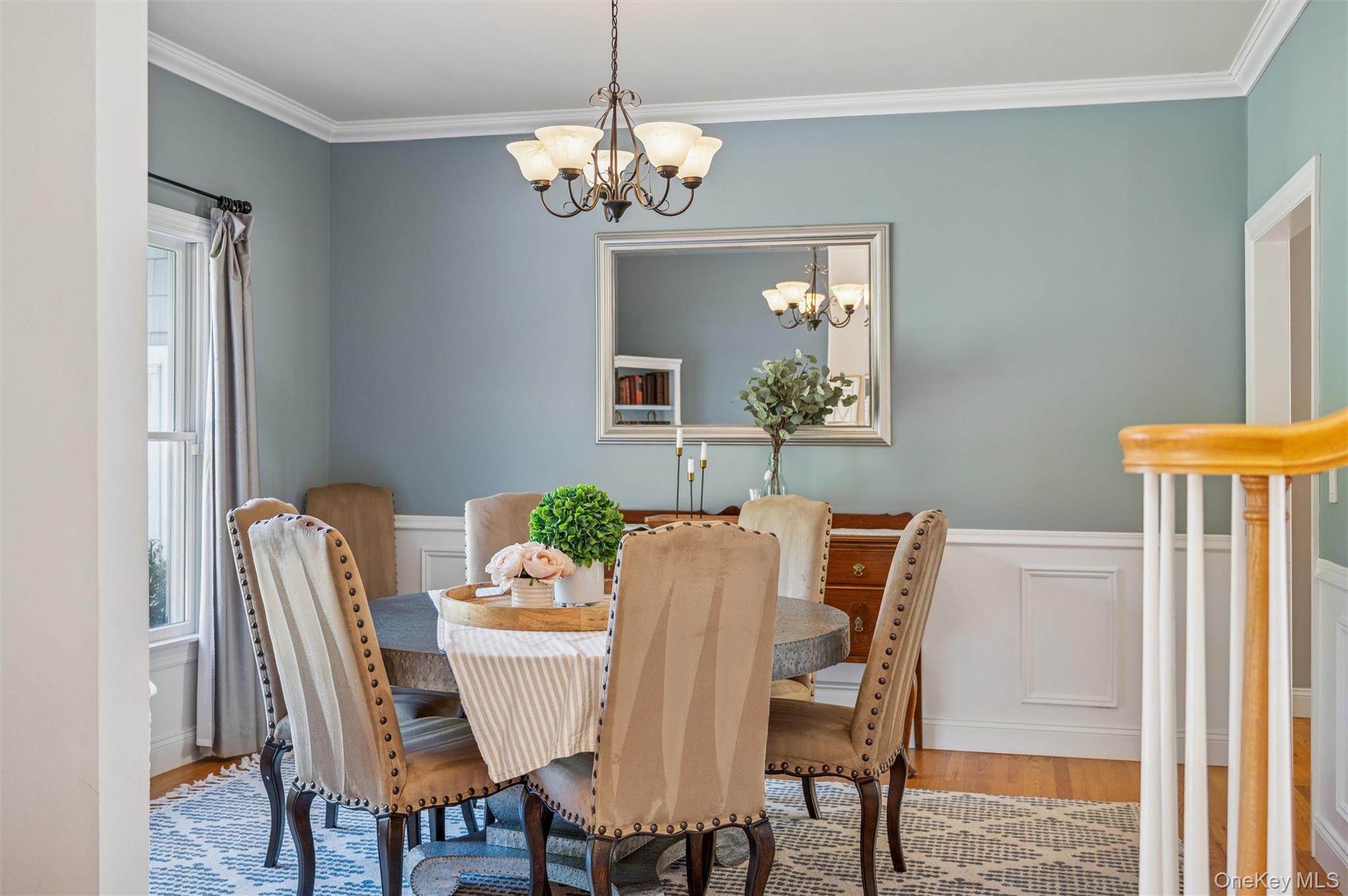 154 Montauk Hwy Highway