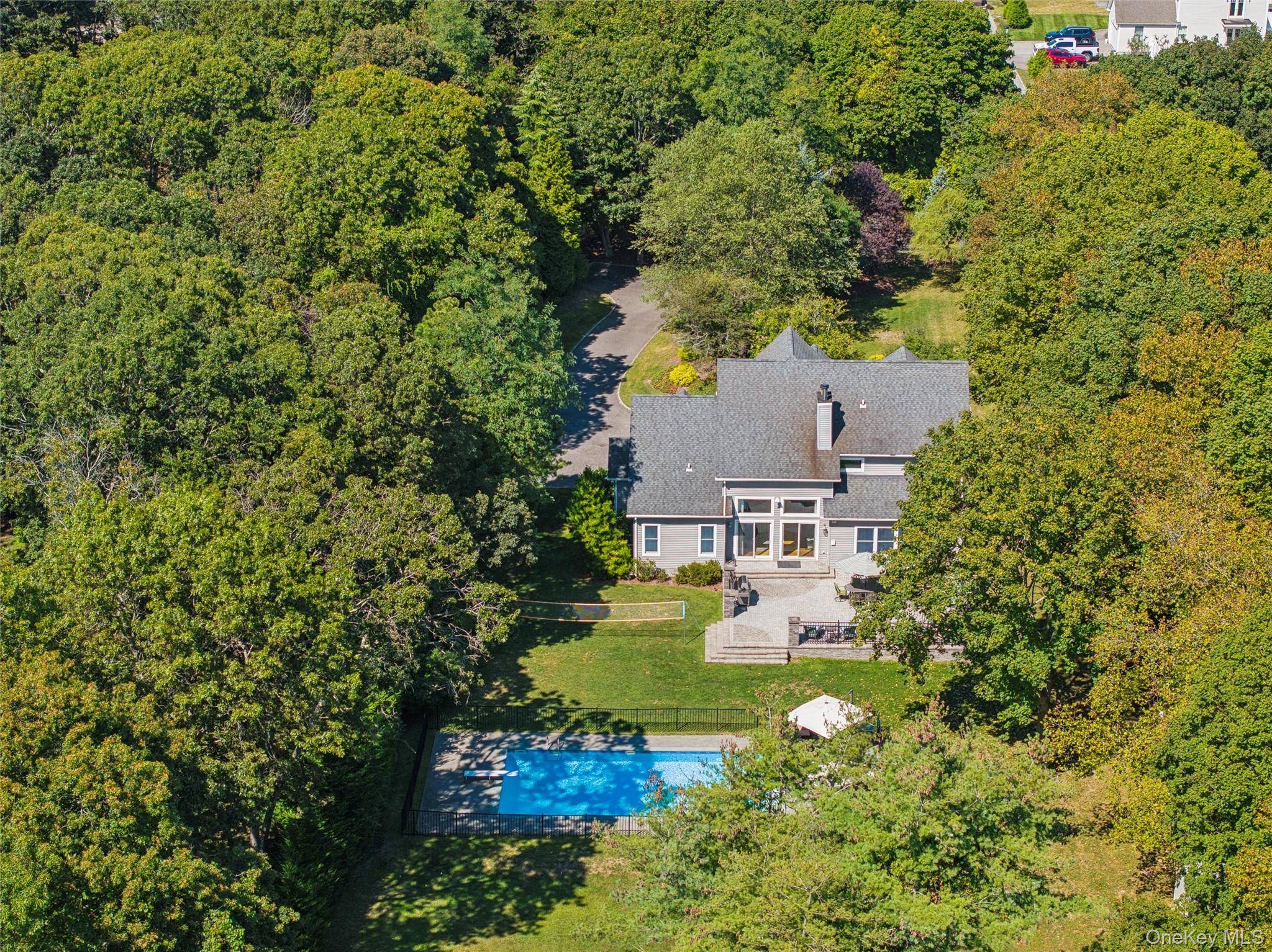 154 Montauk Hwy Highway