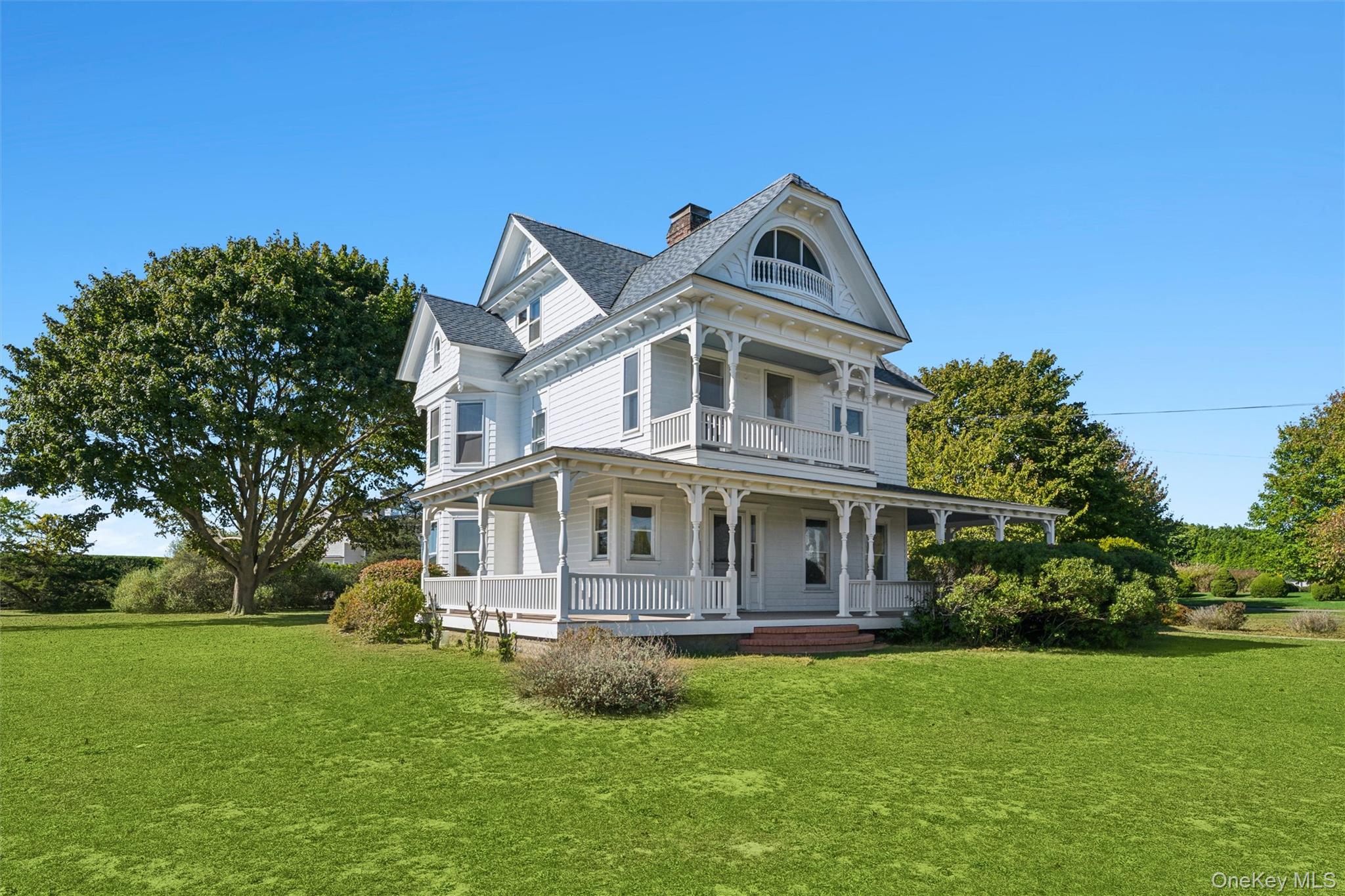63 S Bay Ave