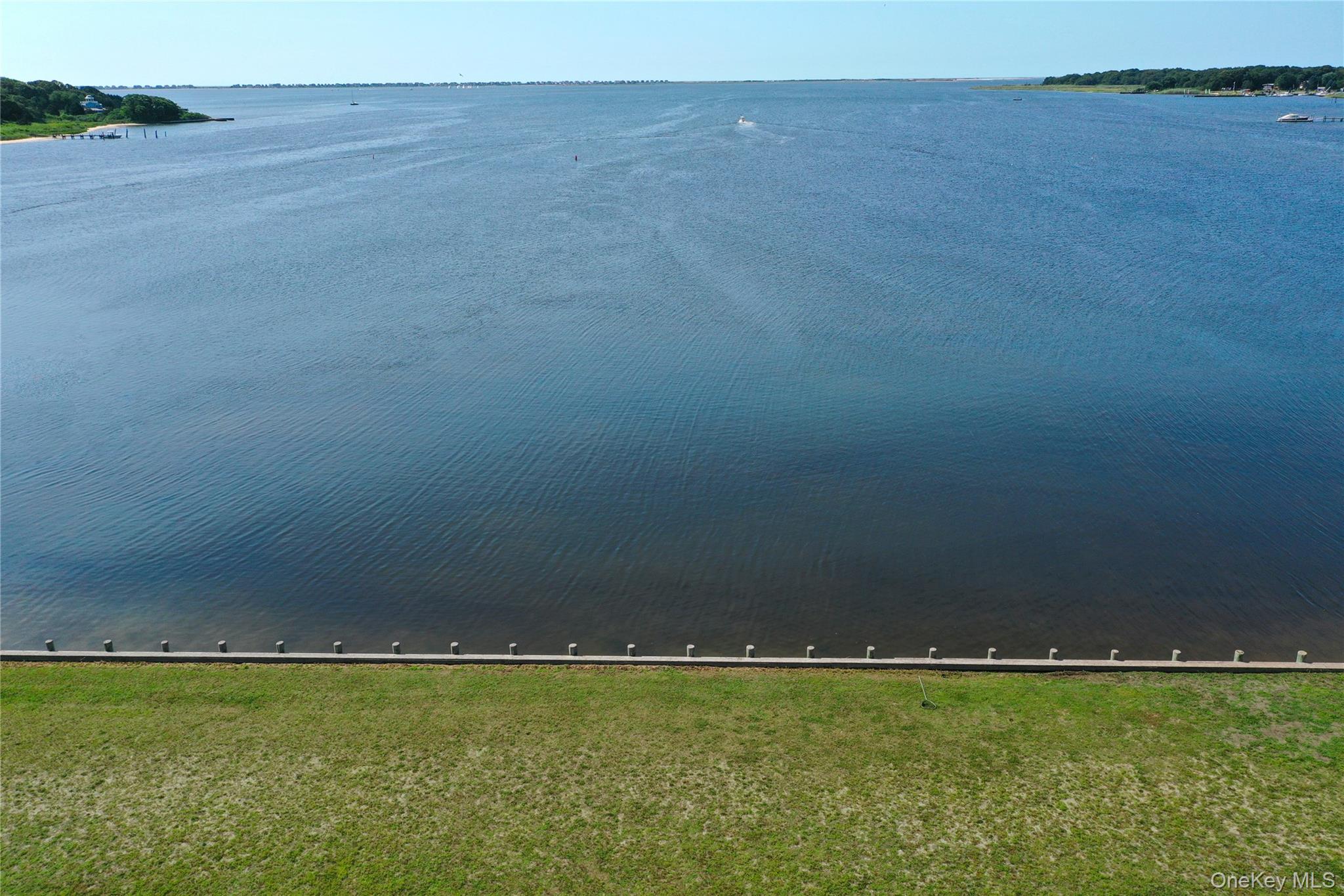 63 S Bay Ave