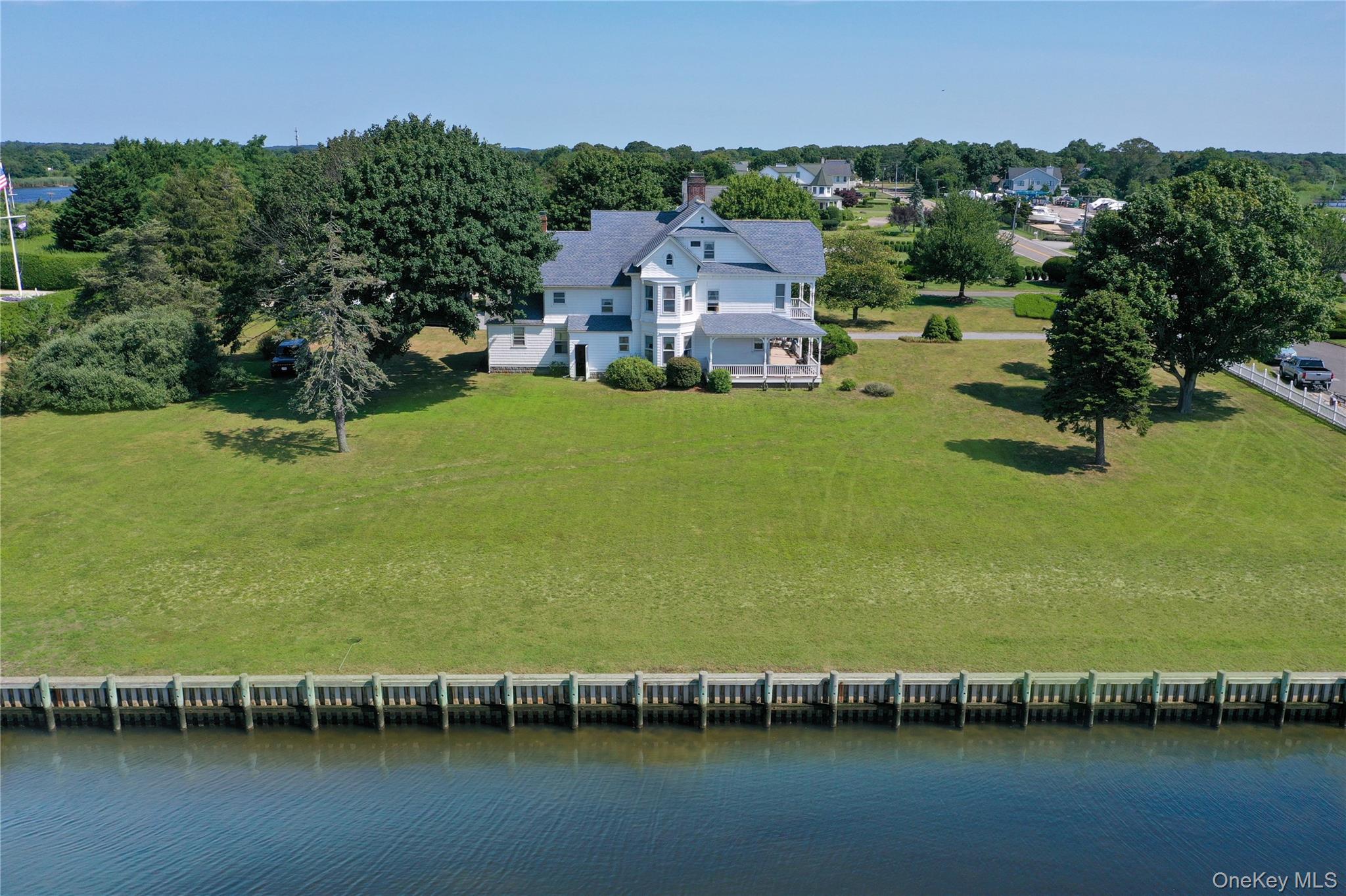 63 S Bay Ave
