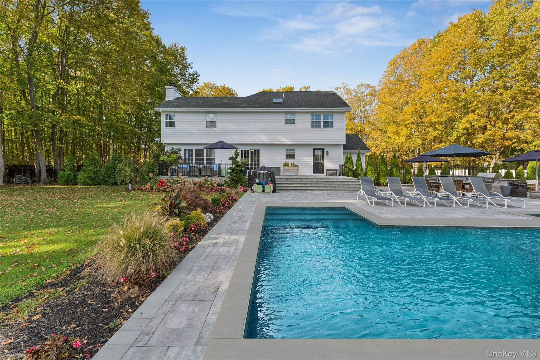 3 Seatuck Cove Circle